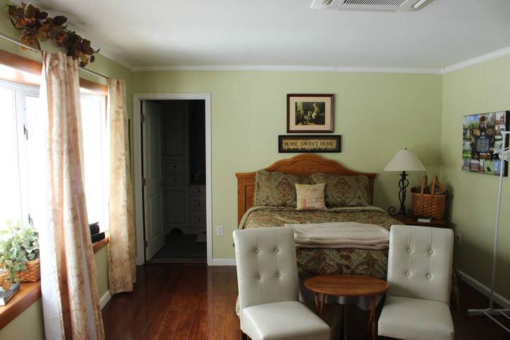 Pet Friendly Mount Holly Springs Airbnb Rentals