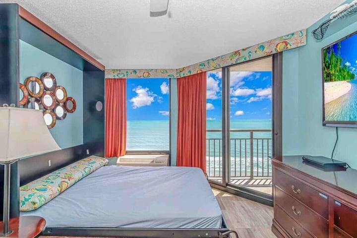 Pet Friendly Patricia Grand Oceanfront Suite 1208 with Pool