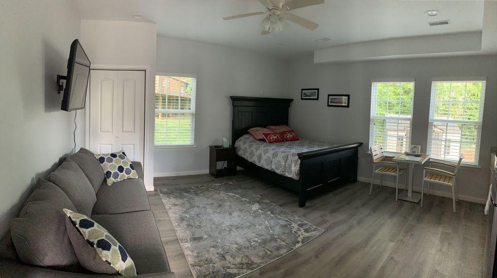 Pet Friendly VRBO Middle Valley