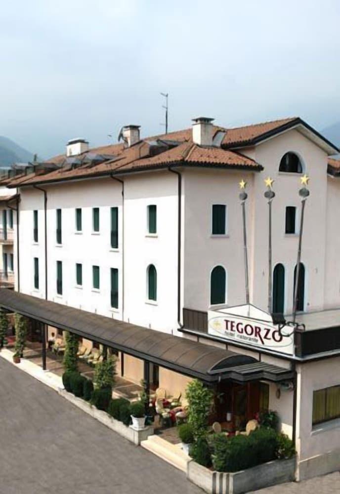 Pet Friendly Hotel Ristorante Tegorzo