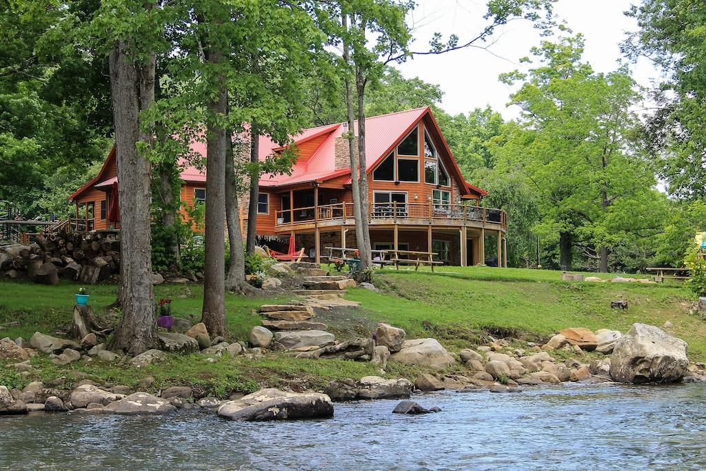 Stillwater Haven & Cottage Pet Policy