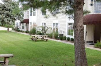 Pet Friendly Hotels In Manchester Tn Bringfido Trip.com offers 5+ cheap hotels in manchester from usd 60. pet friendly hotels in manchester tn