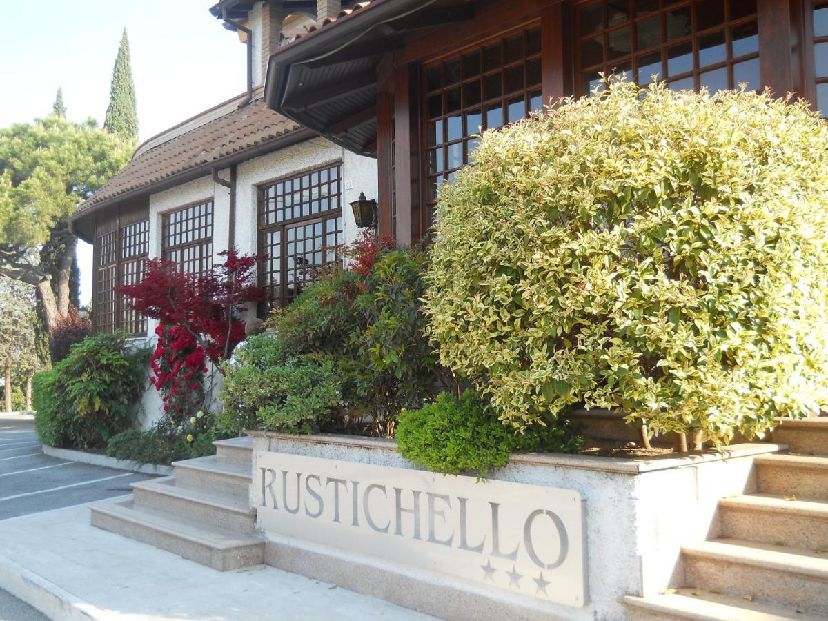 Pet Friendly Hotel Il Rustichello