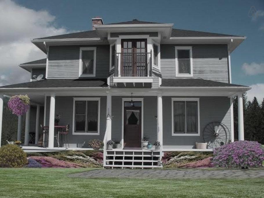 Saint Regis Airbnb Rentals Pet Policy