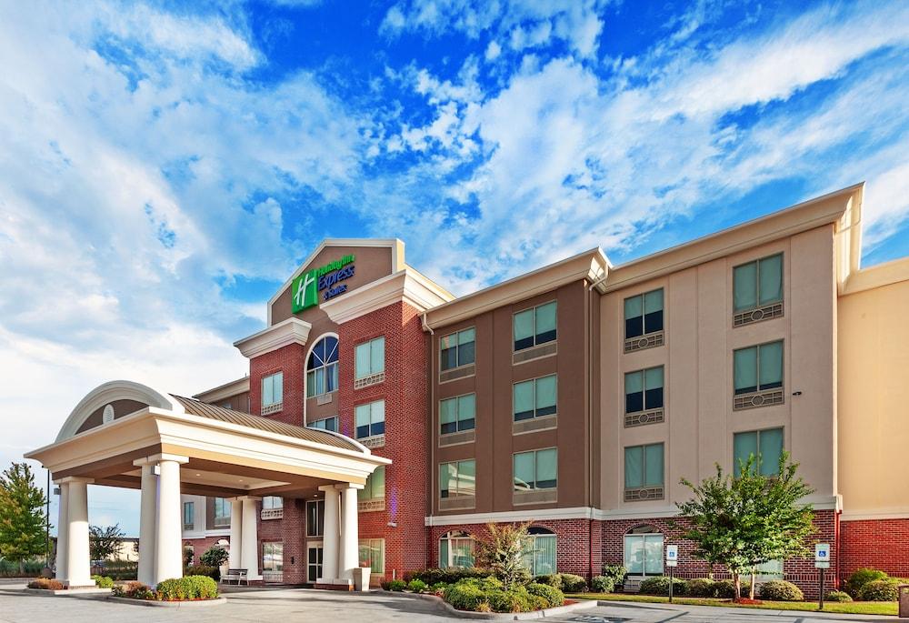 Holiday Inn Express & Suites Shreveport South Park Plaza an IHG Hotel