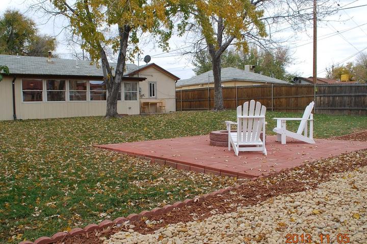 Pet Friendly 3/2 House with Fire Pit