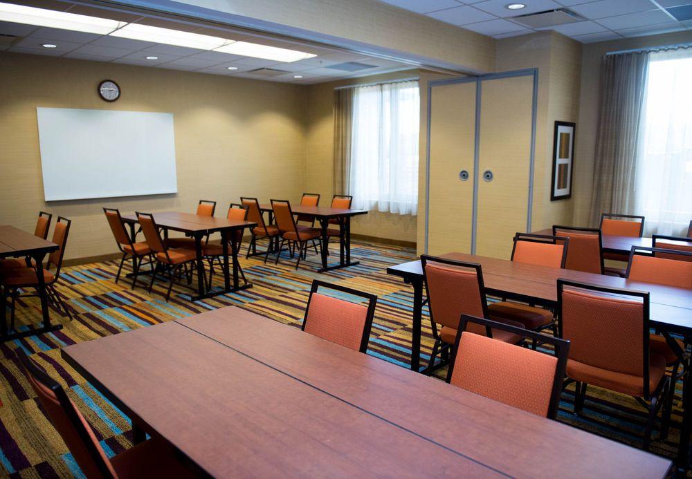 Fairfield Inn & Suites Moncton Pet Policy