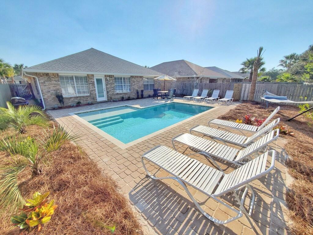 Rustic Retreat Pet Policy