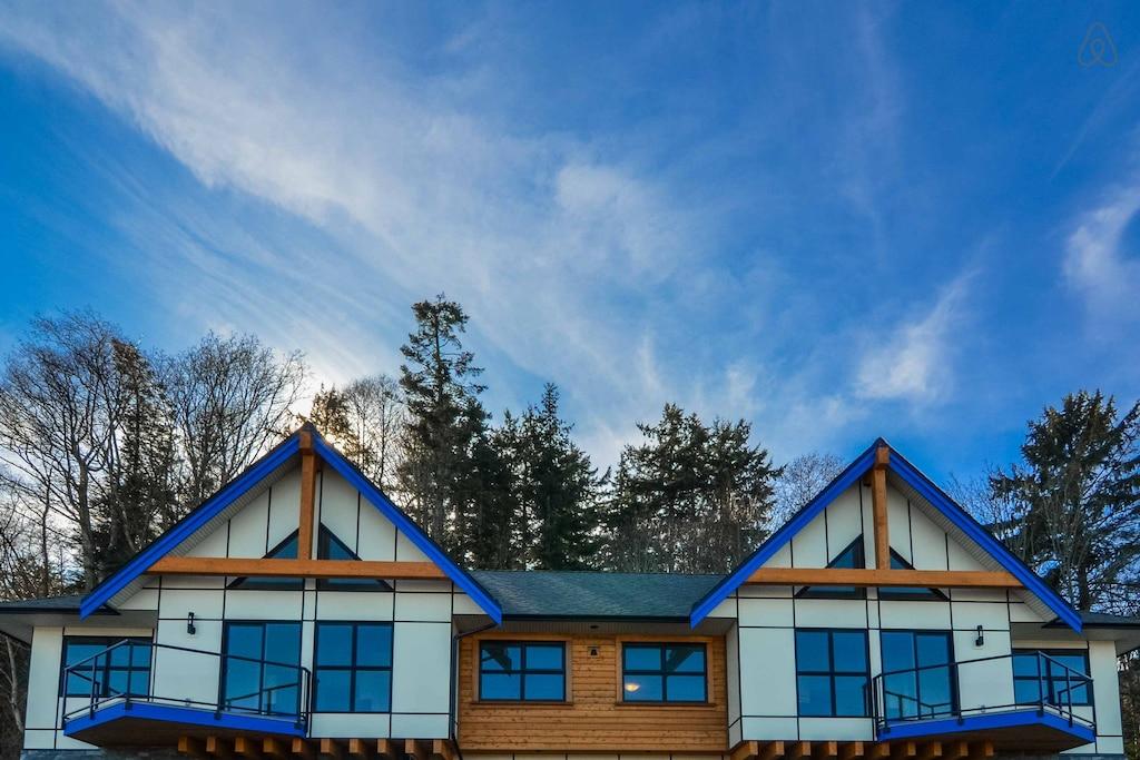 Campbell River Airbnb Rentals Pet Policy