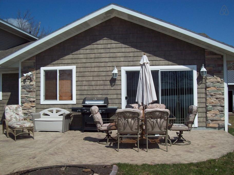 Pet Friendly Detroit Lakes Airbnb Rentals