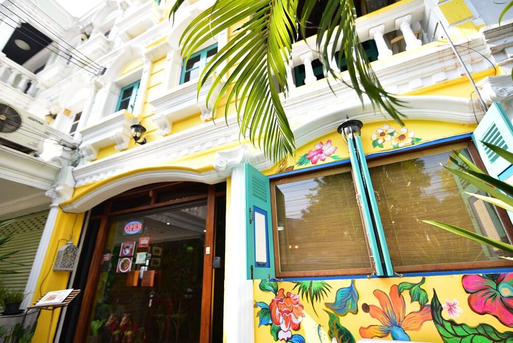 Pet Friendly Nego Home Ancient Hotel