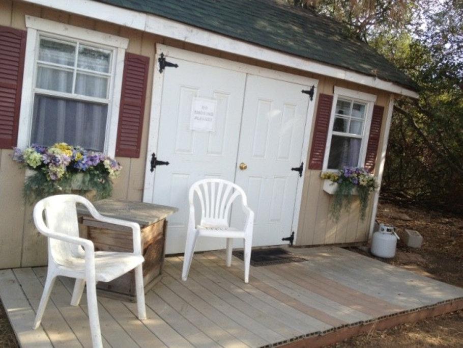 Galt Airbnb Rentals Pet Policy