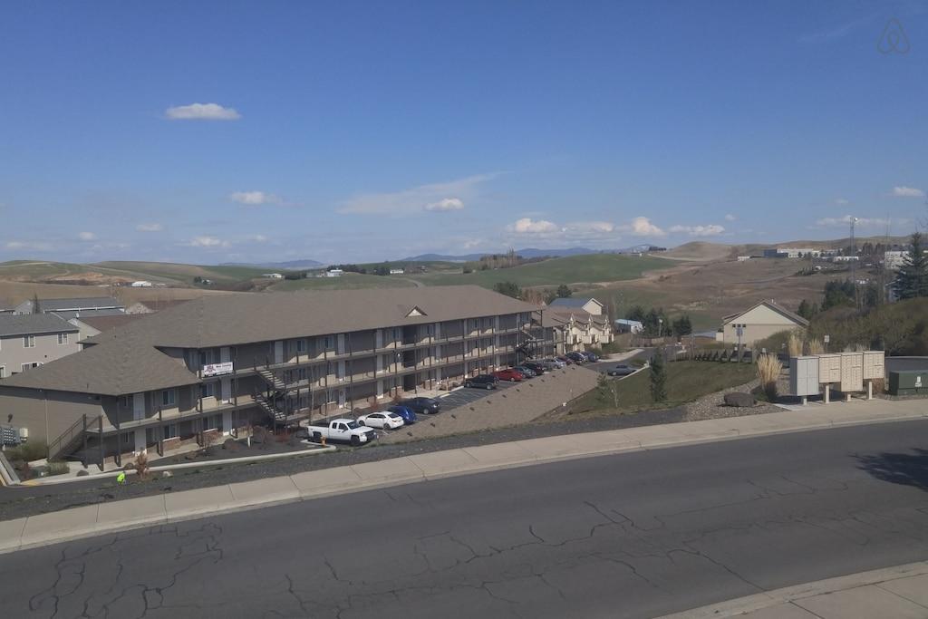 Palouse Airbnb Rentals Pet Policy