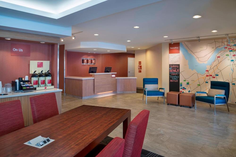 Pet Friendly TownePlace Suites by Marriott Ottawa Kanata