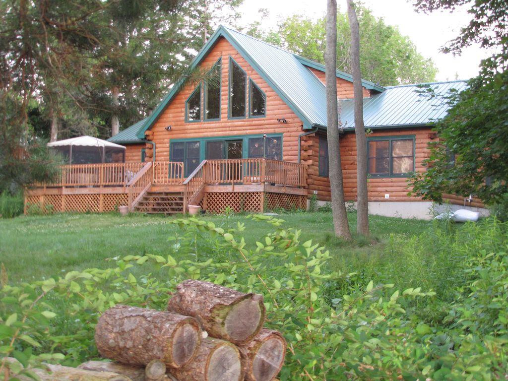 Webster HomeAway Rentals Pet Policy