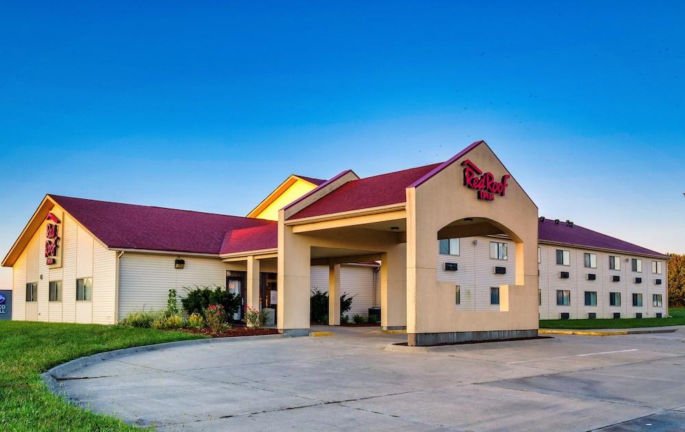 Pet Friendly Red Roof Inn Holton