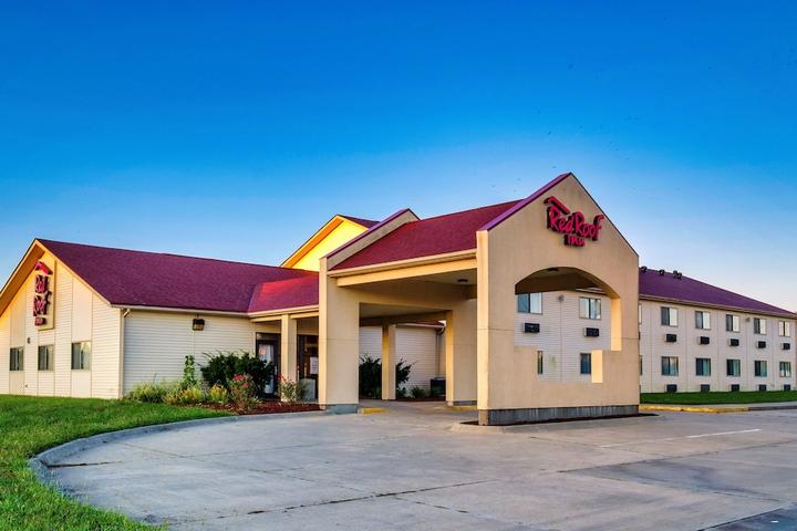 Pet Friendly Red Roof Inn Holton
