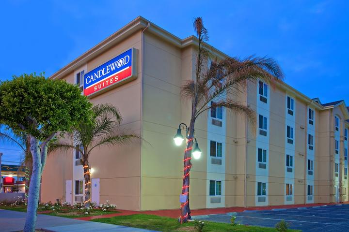 Pet Friendly Candlewood Suites LAX Hawthorne an IHG Hotel