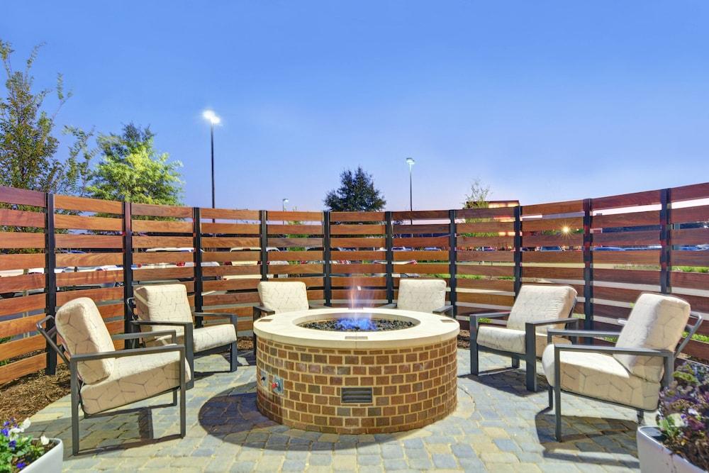 Pet Friendly TownePlace Suites by Marriott Jackson Airport Flowood