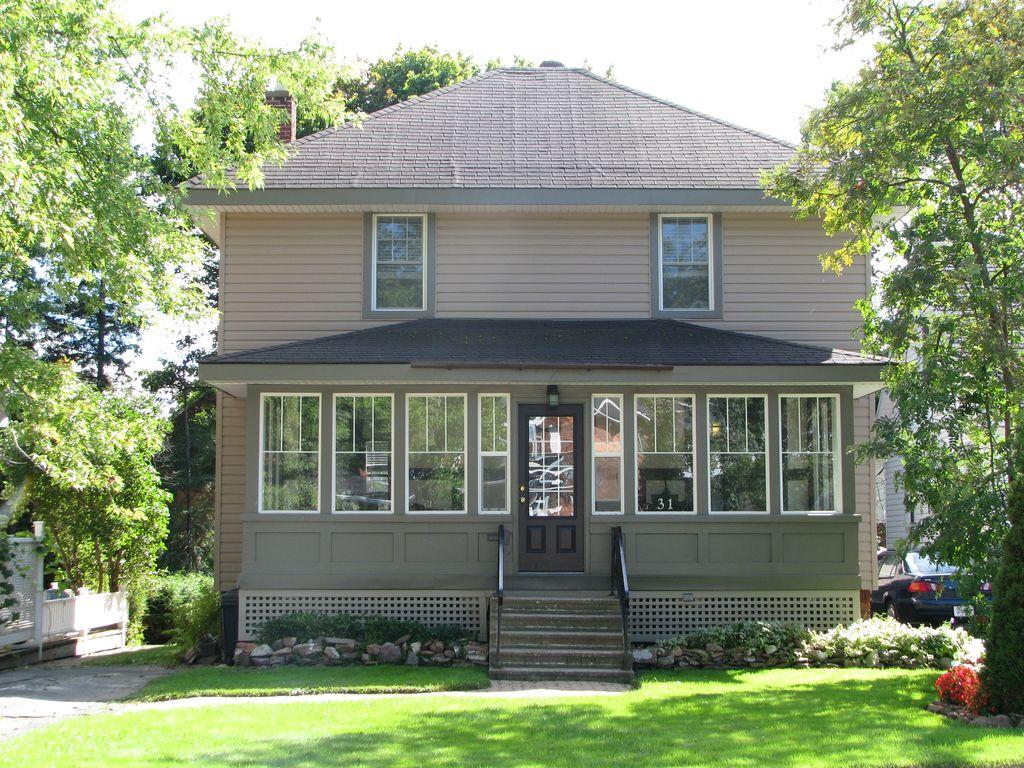 Pet Friendly Heritage Home in the Heart of Sault Ste Marie