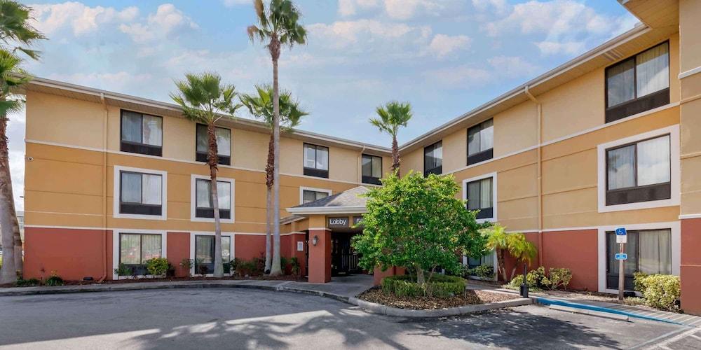 Pet Friendly Extended Stay America Suites Orlando Theme Parks Vineland Rd