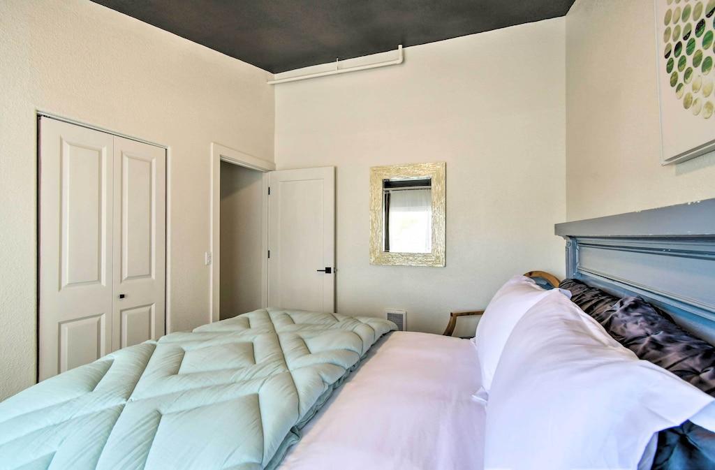 Ocean Shores Retreat Close to Beach Pet Policy