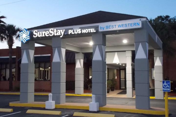 Pet Friendly SureStay Plus Hotel by Best Western St Marys Cumberland