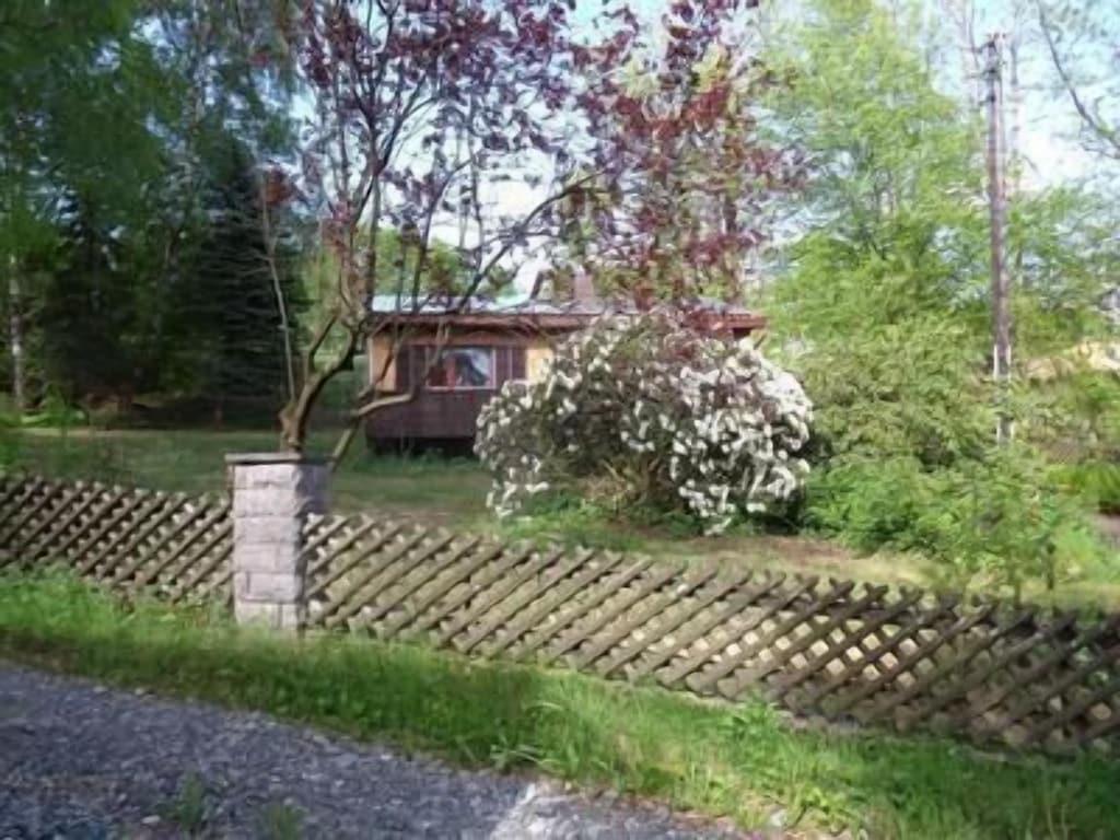 Pet Friendly Charming 1BR Holiday House in Presseck