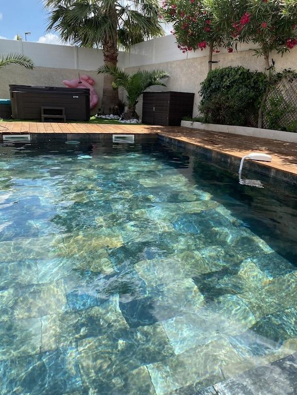 Pet Friendly Villa with Swimming Pool & Aqua Bike