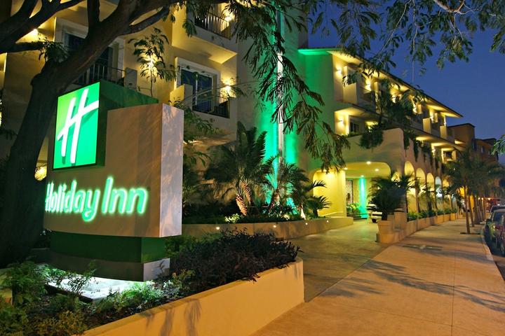 Pet Friendly Holiday Inn Huatulco an IHG Hotel