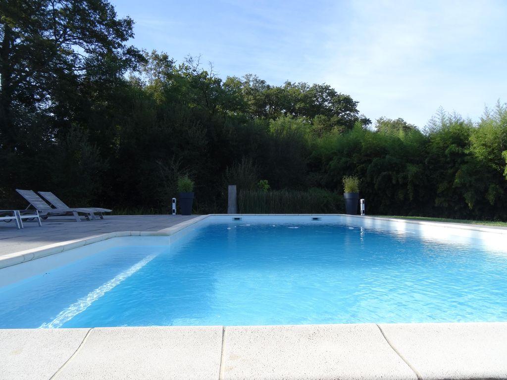 VRBO Saint Paul les Dax Pet Policy