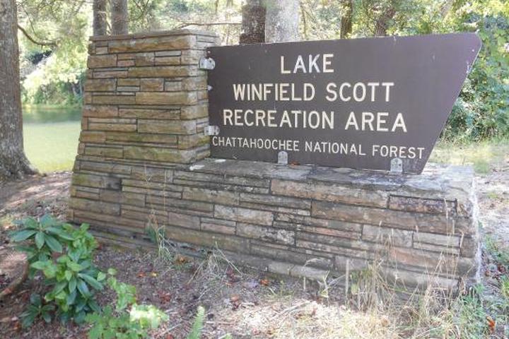 Pet Friendly Lake Winfield Scott Rec Campground