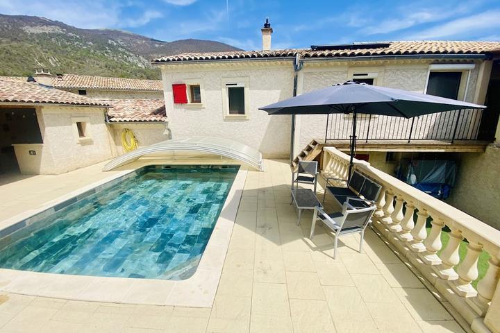 Pet Friendly House with Pool in the Heart of the Jabron Valley