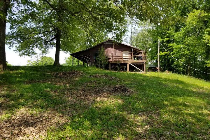 Pet Friendly Cave-In-Rock Airbnb Rentals