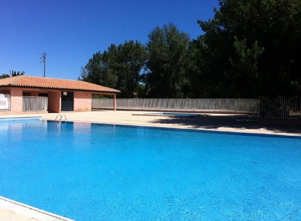 Pet Friendly Villa with Swimming Pool & Secure Parking