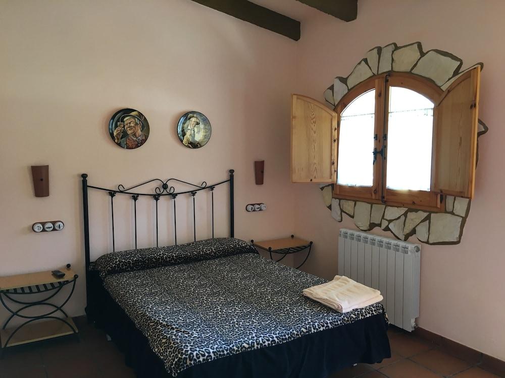 Pet Friendly La Xaconera D 'Ardenya Rural Cottage