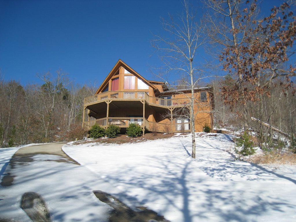 Pet Friendly Vacation Rentals In Helen Ga Bringfido