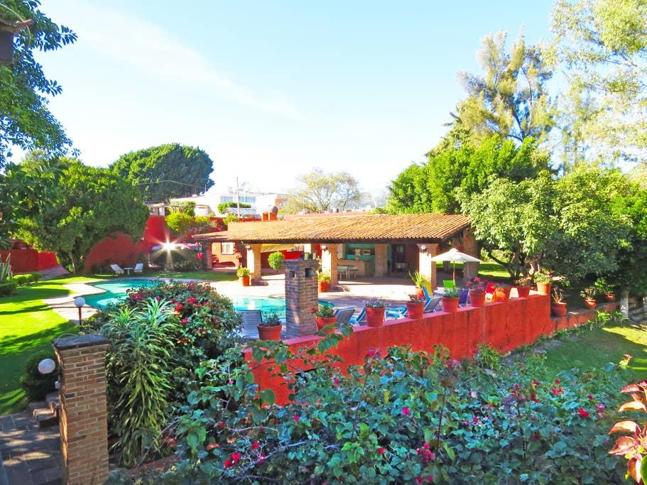 Pet Friendly Ixtapan de la Sal Airbnb Rentals