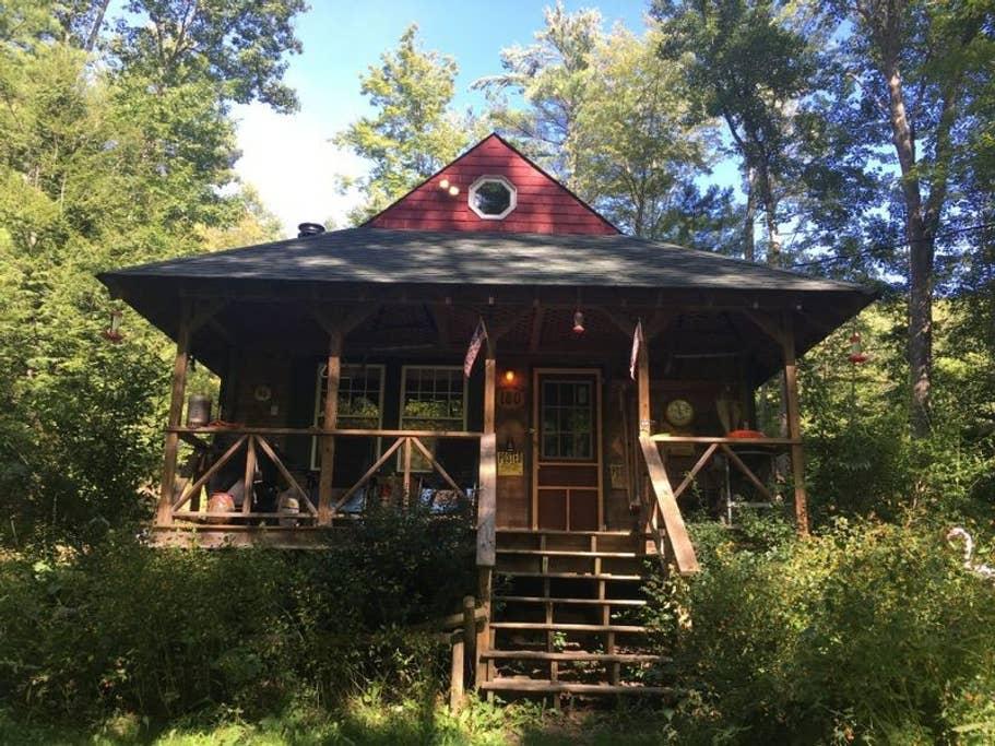 West Fulton Airbnb Rentals Pet Policy