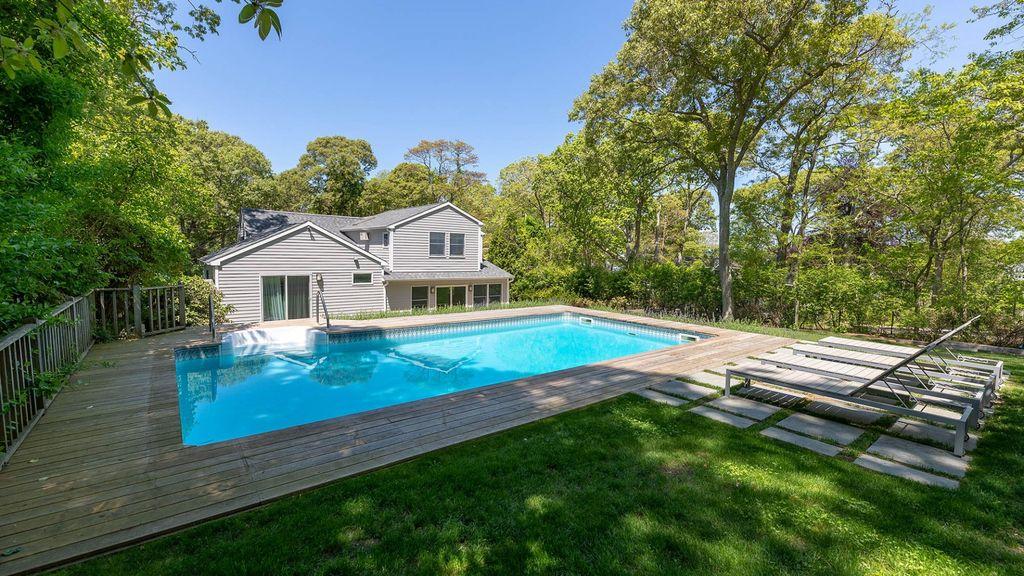 Southampton Beach House Near Peconic Bay Pet Policy
