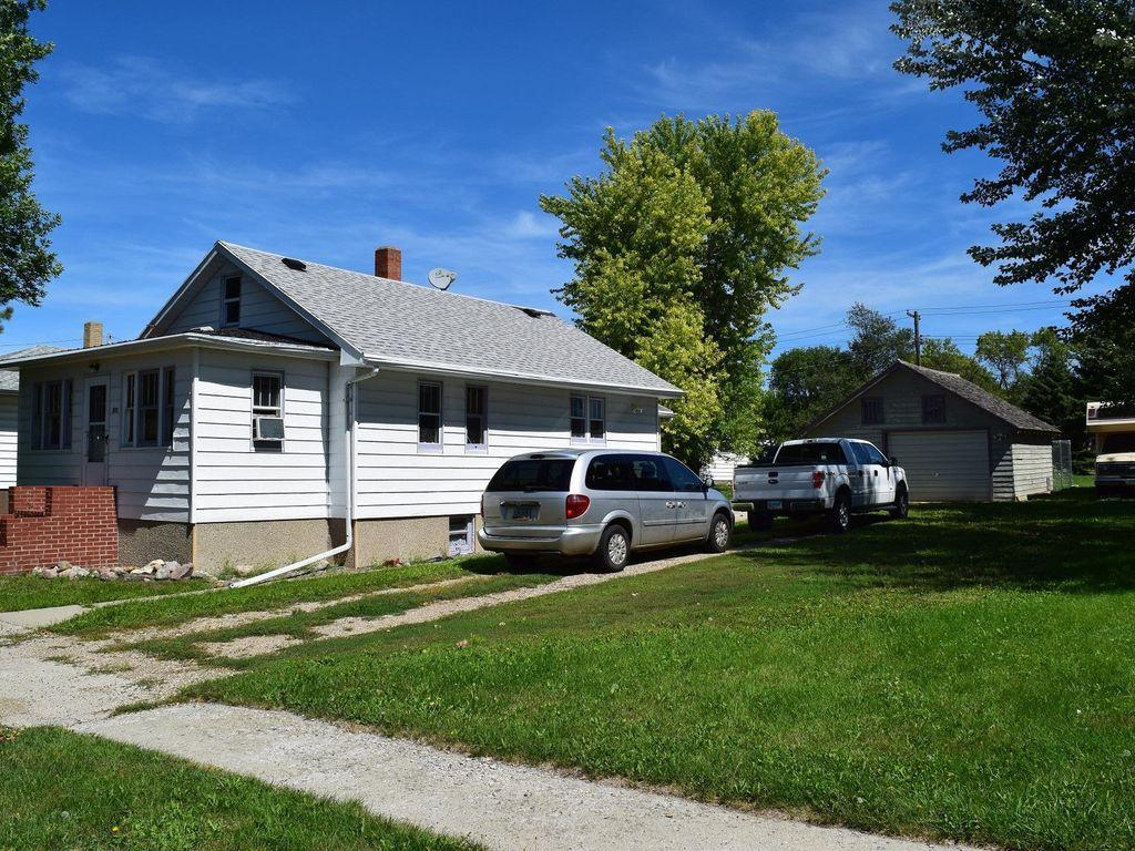 Dakota Hunting House Pet Policy