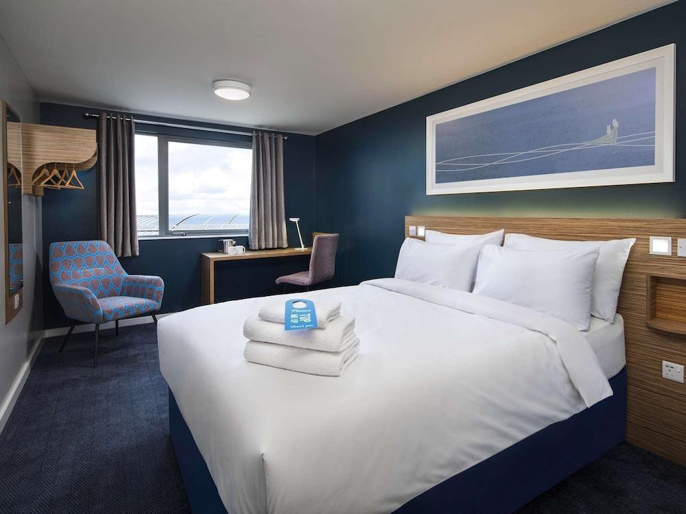 Pet Friendly Travelodge Liverpool Central the Strand