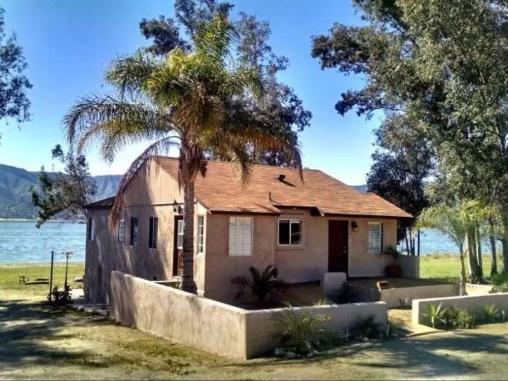 Pet Friendly Vacation Rentals In Canyon Lake Ca Bringfido