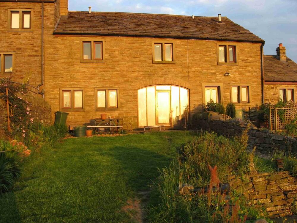 Pet Friendly Self-Catering Holiday Cottage