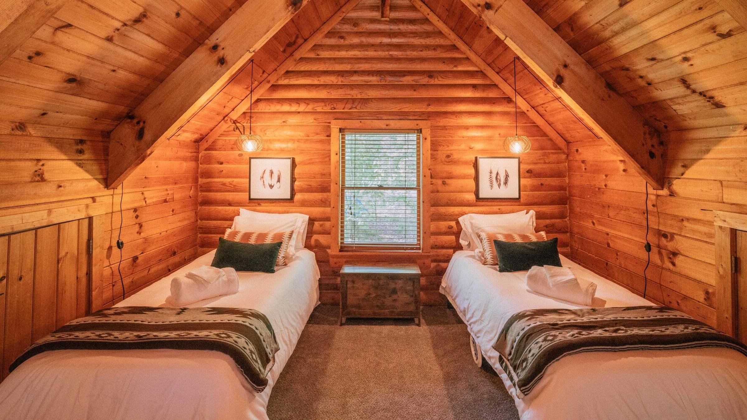 Pet Friendly Amenity Packed A-Frame Cabin & Loft