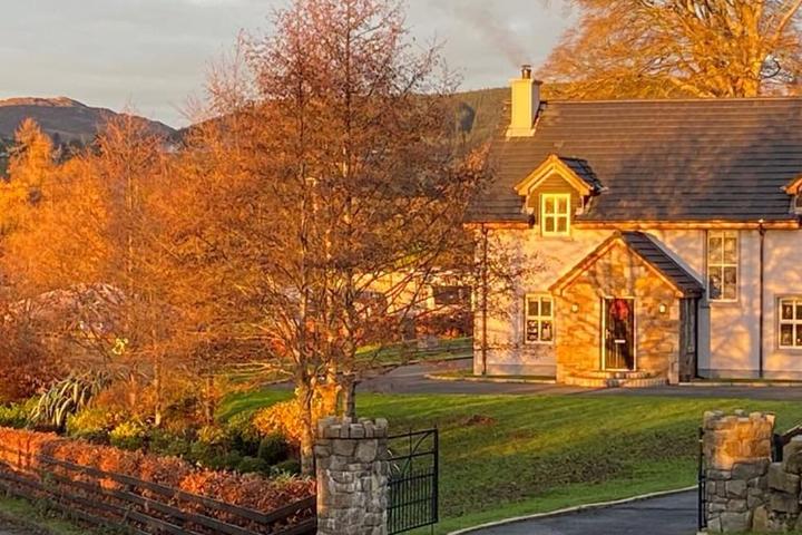 Pet Friendly Rostrevor Valley Holiday Park En-Suite Rooms with Car Service