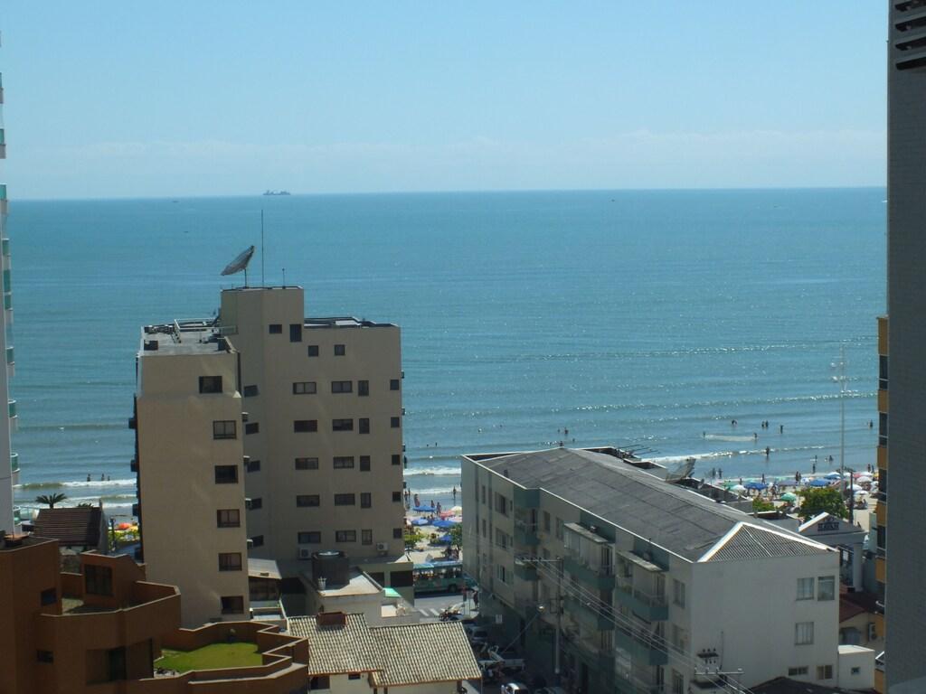 Pet Friendly Large Apartment 1 Block from the Sea