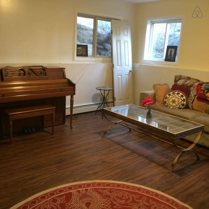 Nyack Airbnb Rentals Pet Policy