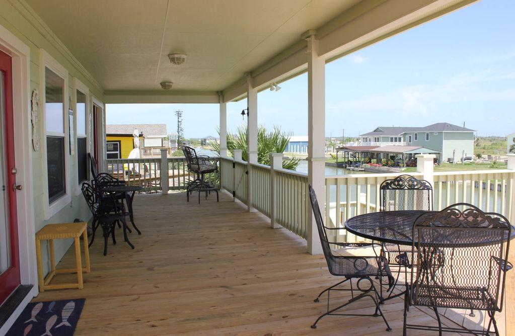 A Fin N Feather Pet Policy