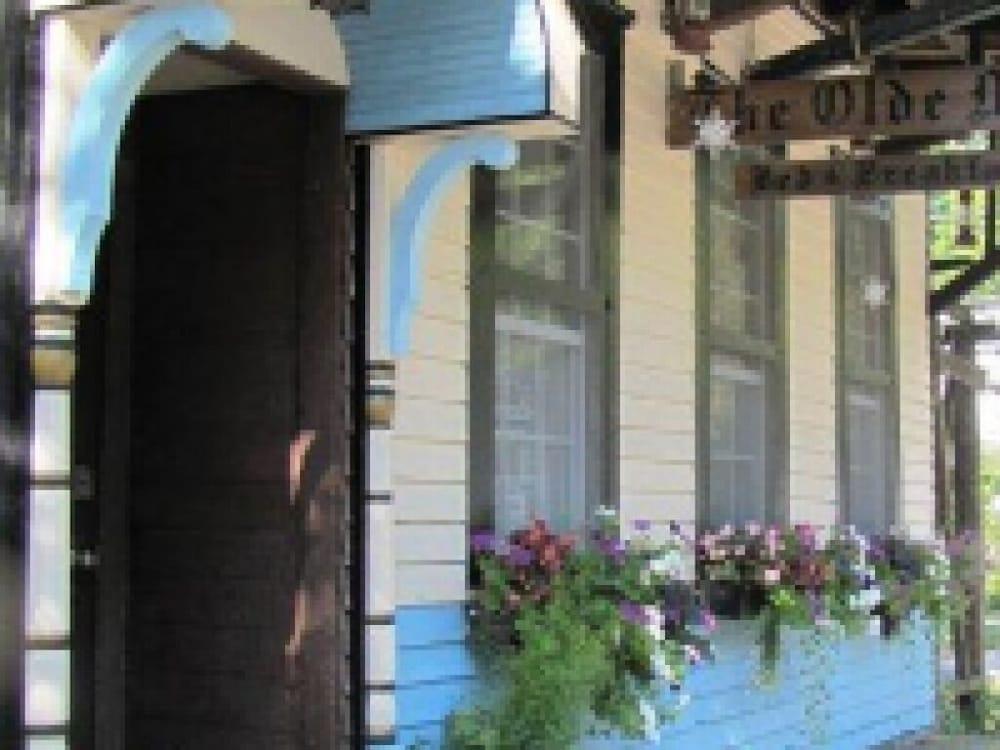 Pet Friendly The Olde Mill Inn Bed and Breakfast